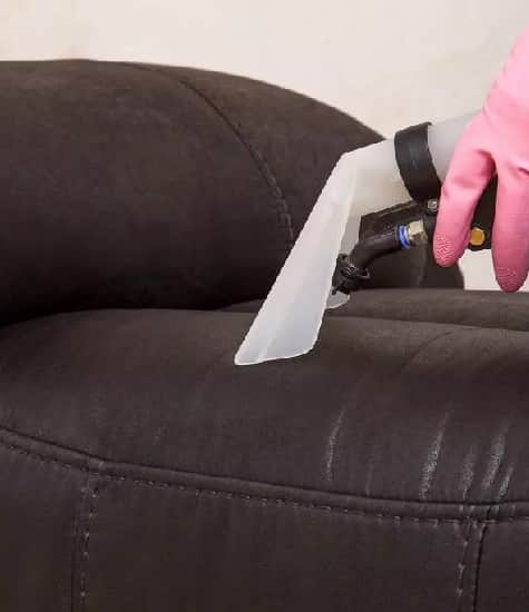 Leather Couch Cleaning Team in Toowoomba